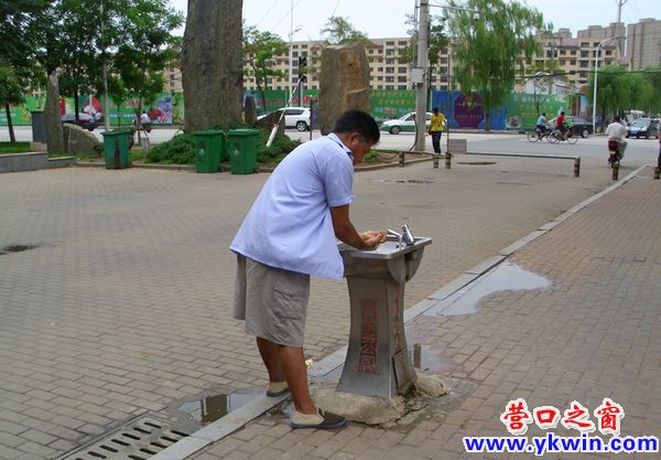 奧泰園公園有個(gè)“便民洗手”